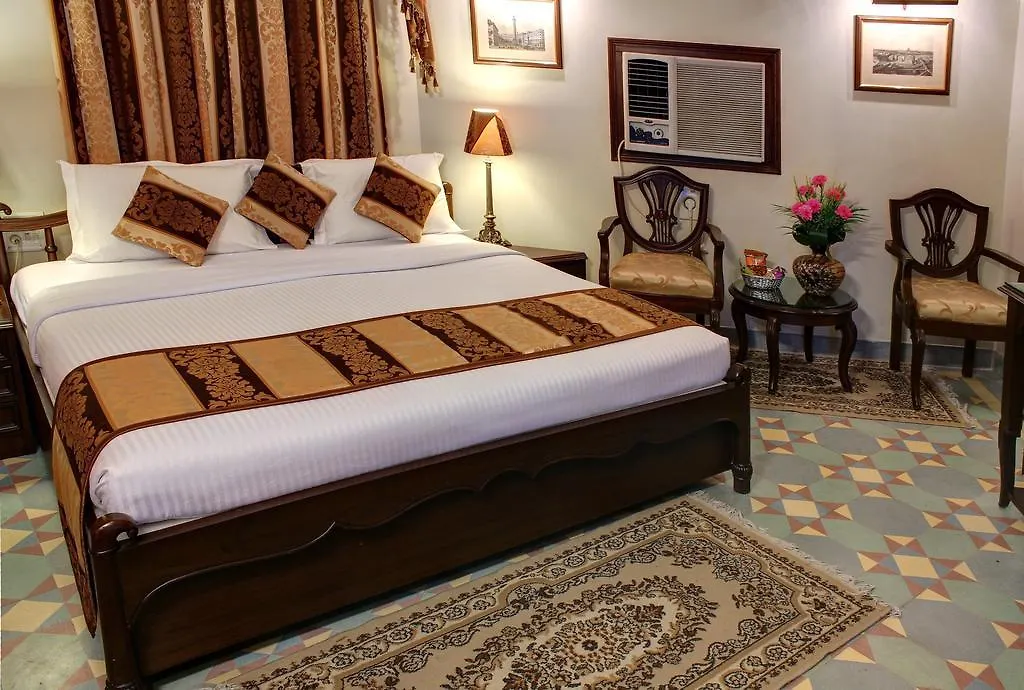 ***  Palace On Ganges - Heritage Hotel Varanasi India