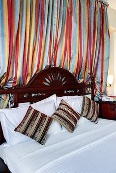 Palace On Ganges - Heritage Hotel Varanasi