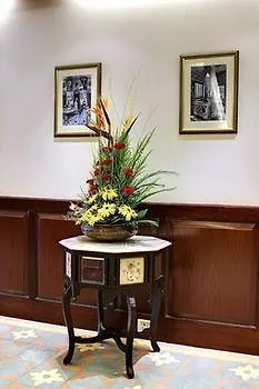 Palace On Ganges - Heritage Hotel Varanasi