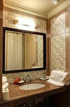 Palace On Ganges - Heritage Hotel Varanasi