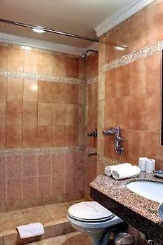 Palace On Ganges - Heritage Hotel Varanasi 3*,  India